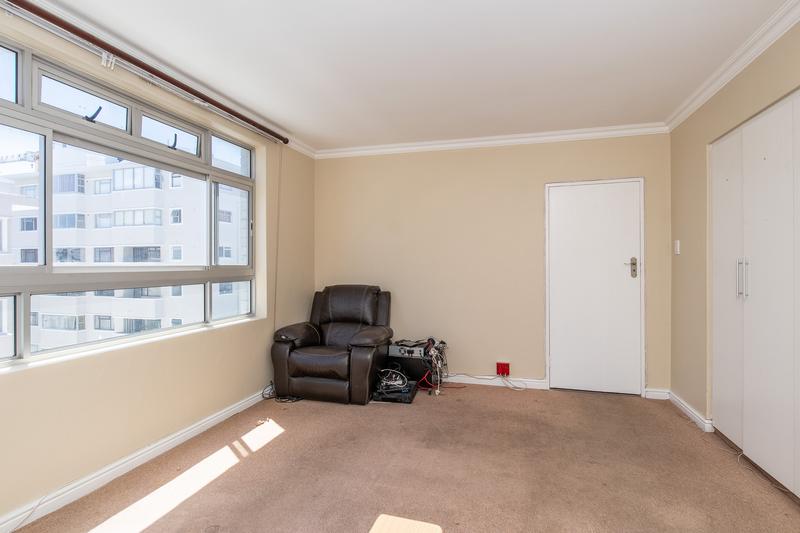 3 Bedroom Property for Sale in Sea Point Western Cape